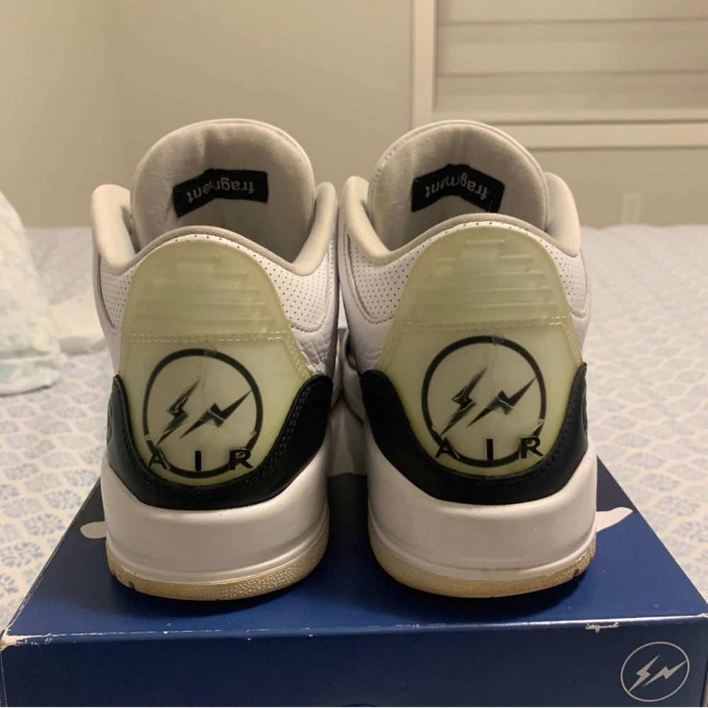 Jordan 3 Fragment